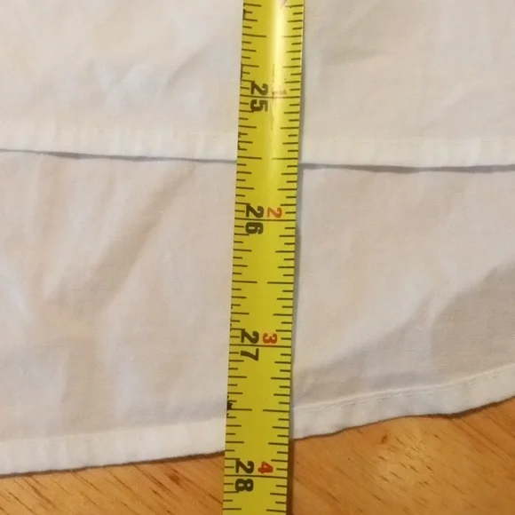 LANE BRYANT SMOCKED SHOULDER SQUARE NECK PUFFY SLEEVE BLOUSE SIZE 18/20 WHITE - Picture 5 of 8